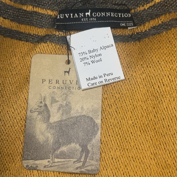 🌹ONE OF A KIND Peruvian Connection Cape🌹 - Picture 7 of 7